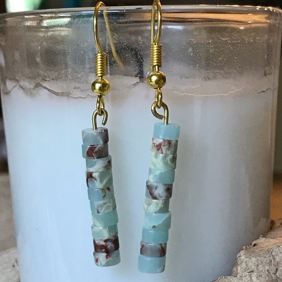 Beach inspired earrings! - Picture 2 of 3